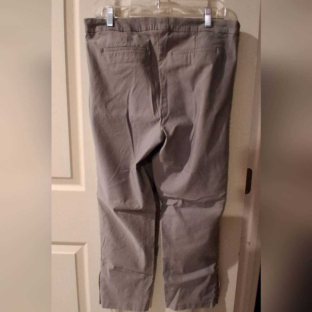 Ladies Tribal  Brand Ankle Pants W/ Tummy Slimming Technology  Size 14W